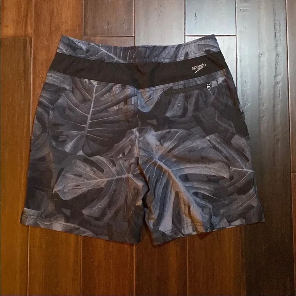 Speedo Men Shorts    - Picture 5 of 6